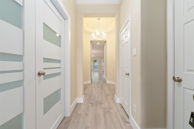 Photo - 15615 Whispering Green Dr