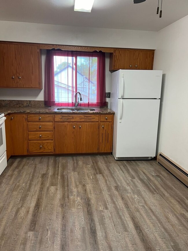 Photo - 603 N Main St Unit #2
