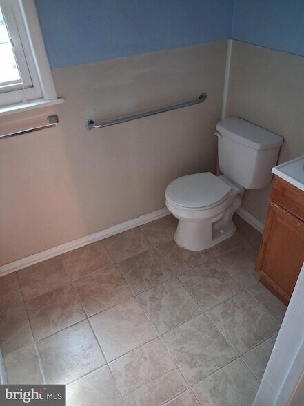 Photo - 268 Wilkes St Unit 6