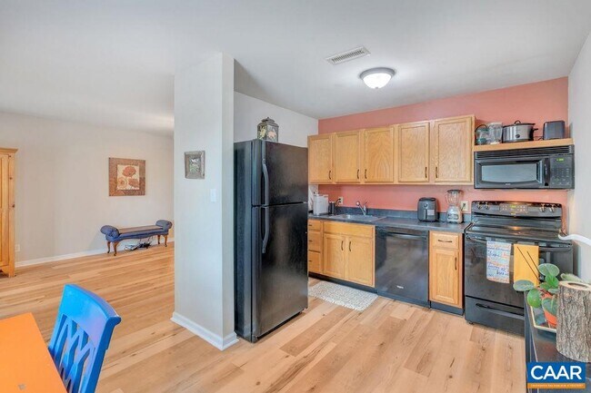 Photo - 1242 Villa Ln