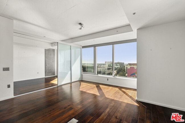 Photo - 1155 S Grand Ave Unit 1103