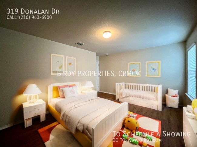 Photo - 319 Donalan Dr