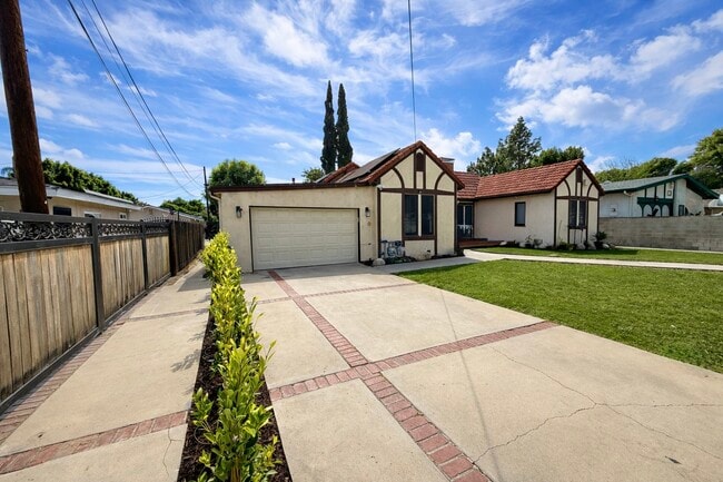 Building Photo - 19146 Chase St