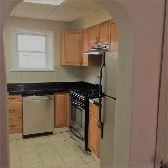 Building Photo - 2517 S Jessup St Rental