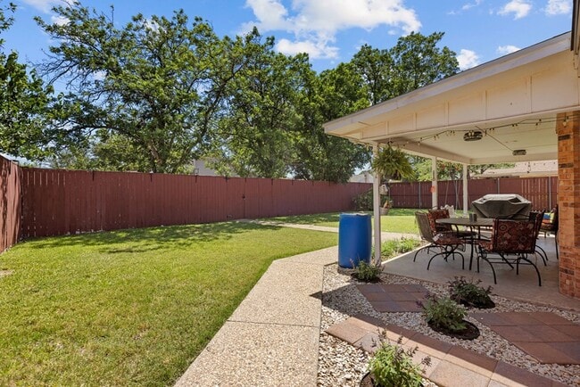 Photo - 3700 Fairmont Dr