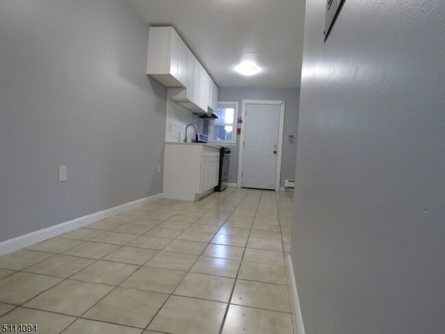 Photo - 768B State St