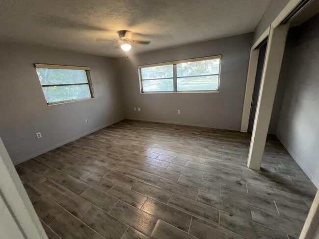 Photo - 63 S Davis St