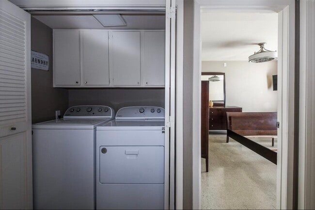 Photo - 8529 Hearth Dr Unidad 25