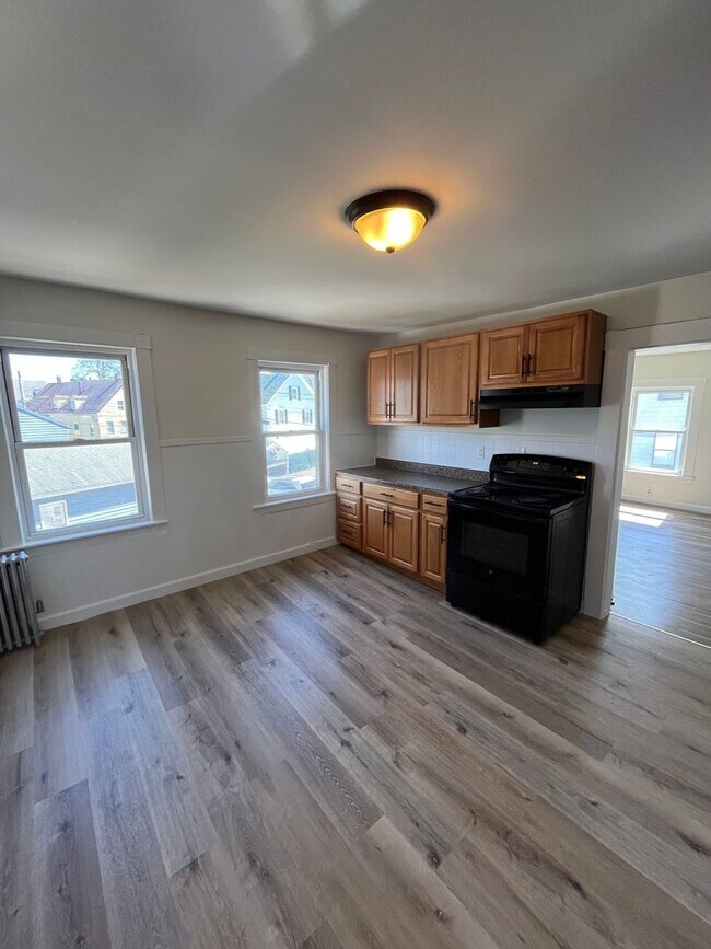 Photo - Central St Apartments Unidad 2 Prospect St