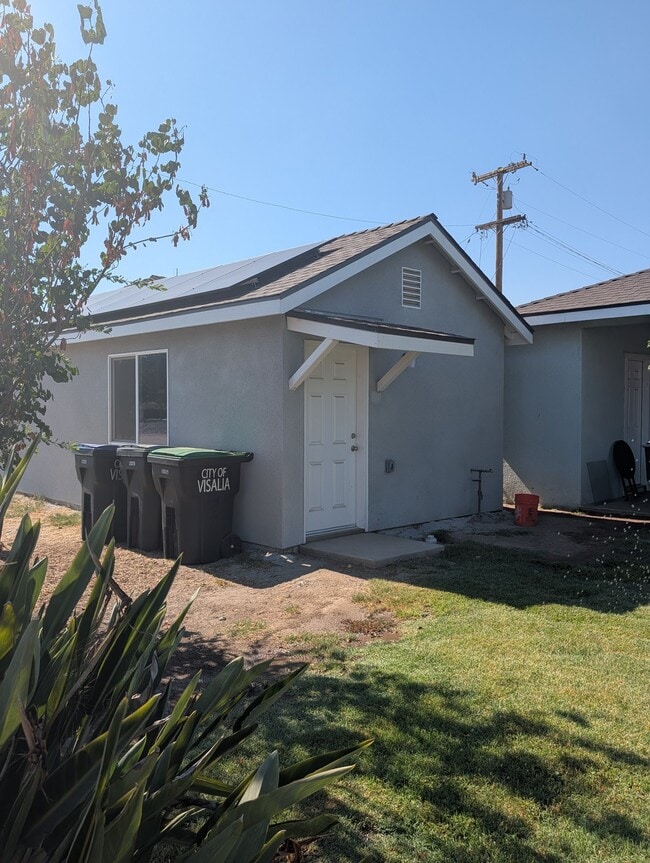 Photo - 627 N Rinaldi St