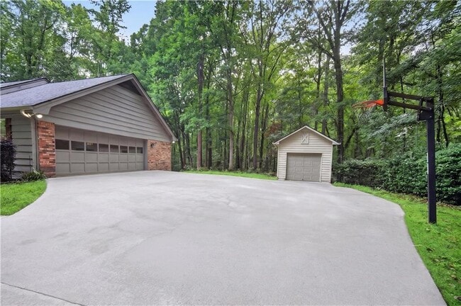 1955 Branchwood Ct