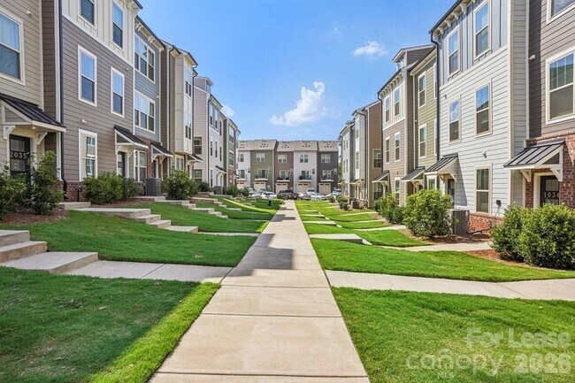 Photo - 342 Freeland Pk Dr