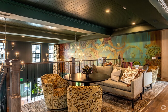 2nd Floor Amenity Space