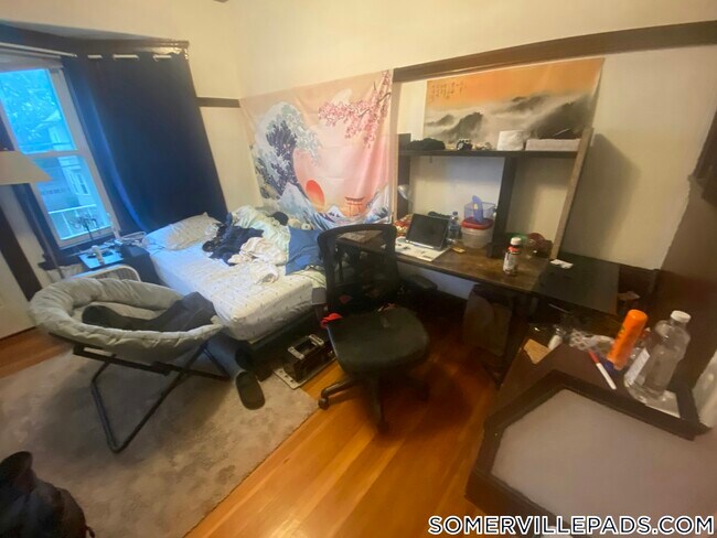 100 W Adams St Unit 2
