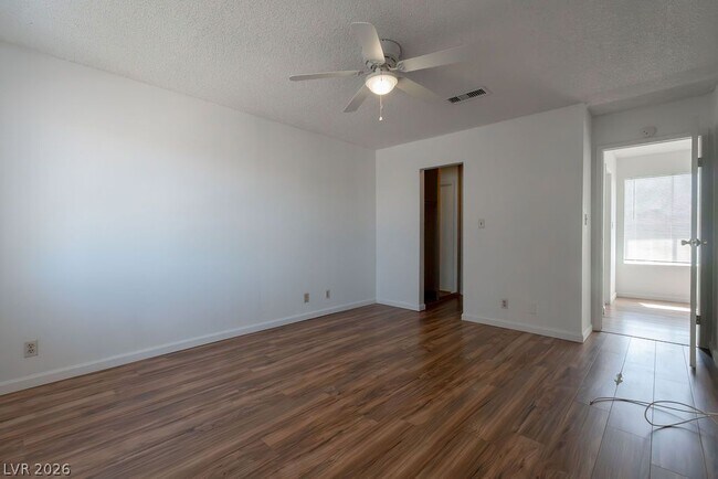1722 E University Ave. Unit 7