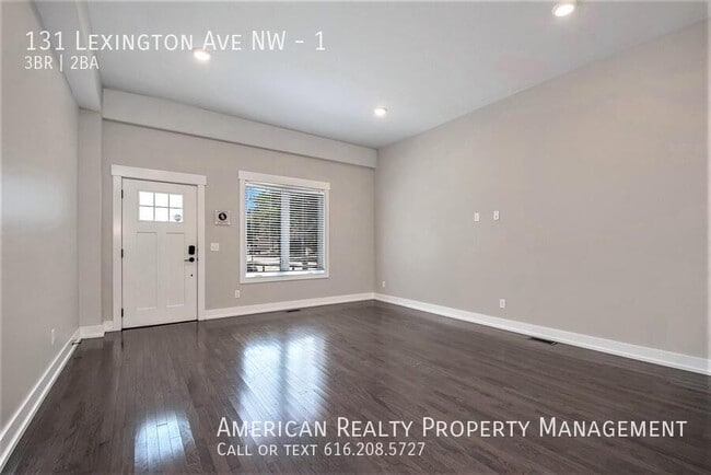 Photo - 131 Lexington Ave NW Unit 1