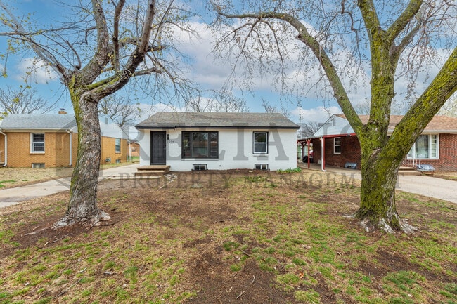 Building Photo - 2506 N Somerset Ave