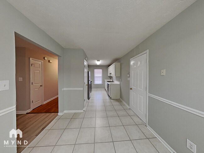 Photo - 11190 Knotty Pine Pl