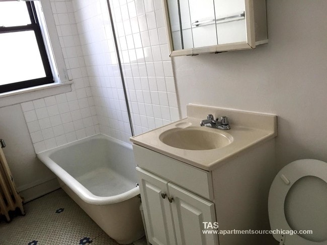 Photo - 636.5 W Arlington Pl Unit 50