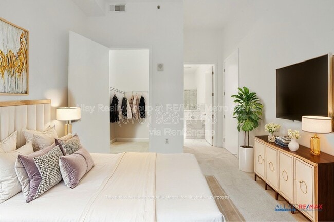 Photo - 711 Cosmopolitan Dr NE Unit 105