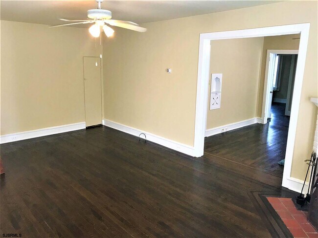 Photo - 119 N Jasper Ave