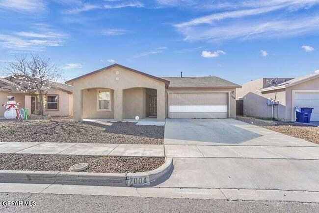 Building Photo - 7004 Datil Dr Rental