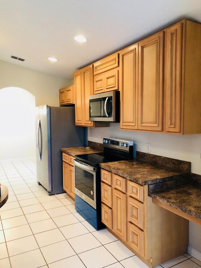 Photo - 3141 Stonehurst Cir