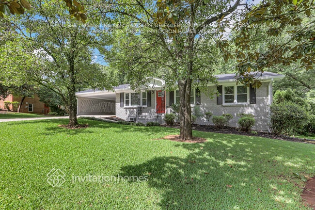 3126 Holbrook Dr SW