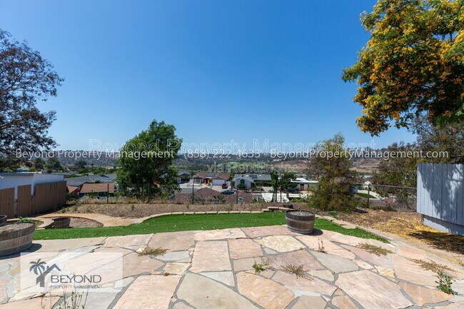 Photo - 5207 Irwin Ave