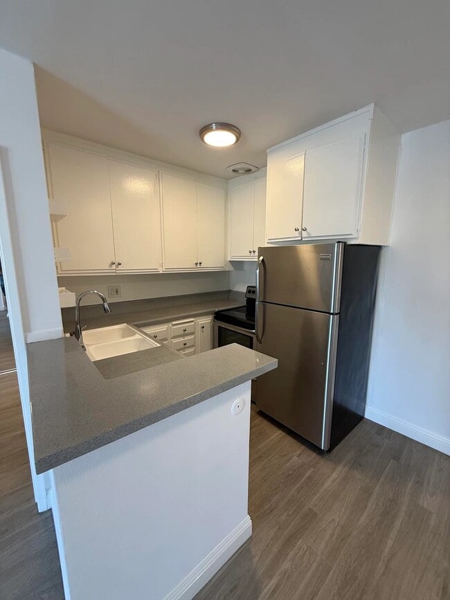 Photo - 10760 Rose Ave Unit 317
