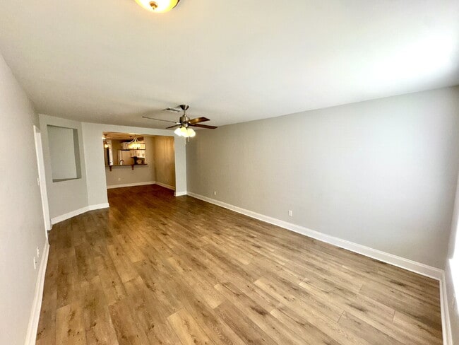 Photo - "Charming 2-Bed Oasis with 2 Full Baths in Prime Lynn Haven Location near Mosley High School"