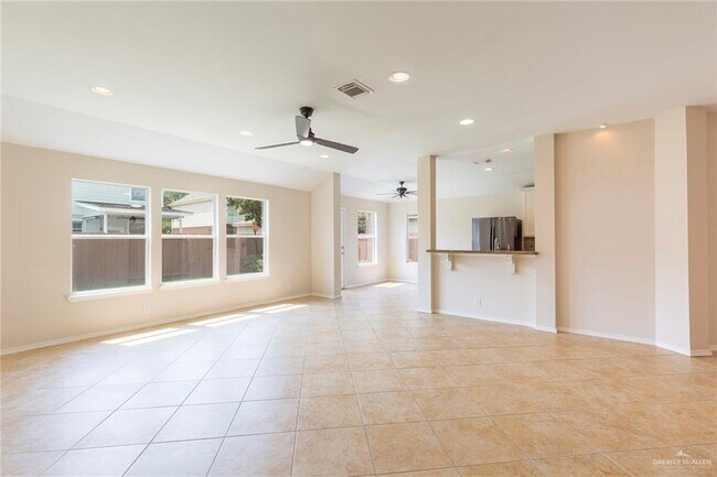 Photo - 13 Santa Marina St