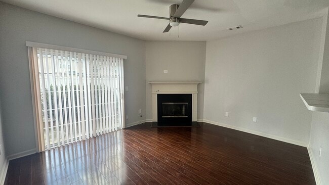 Photo - 3385 Hidden Cove Cir