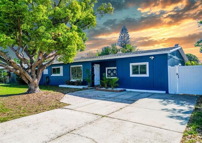 Building Photo - 7401 16th St N