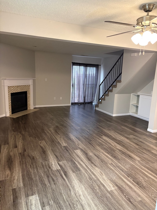 Photo - 1282 NW Phelps Ct