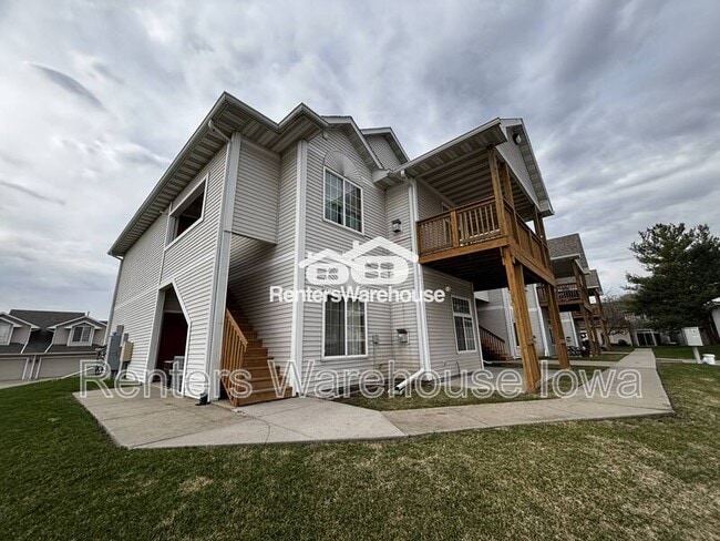 Building Photo - 950 67th St