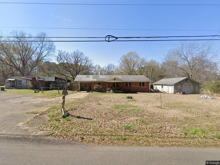 Photo - 309 Cemetery Rd House