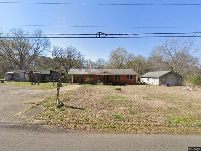 Building Photo - 309 Cemetery Rd Rental