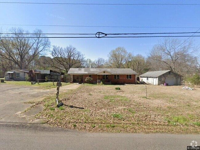 Building Photo - 309 Cemetery Rd Rental