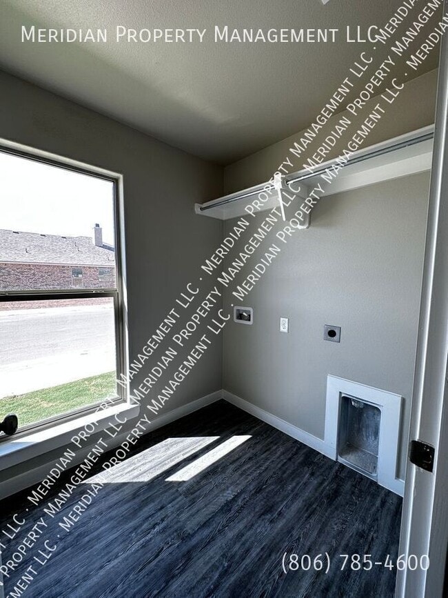 Photo - 3514 Valencia Ave