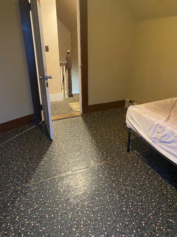 Photo - 209 Academy St