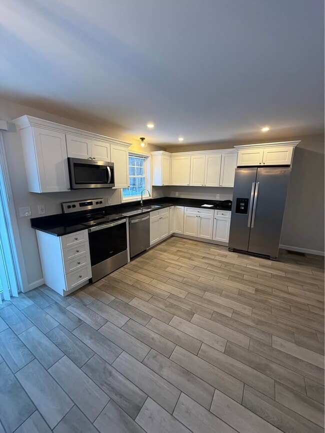 Photo - 86 Reservoir Dr