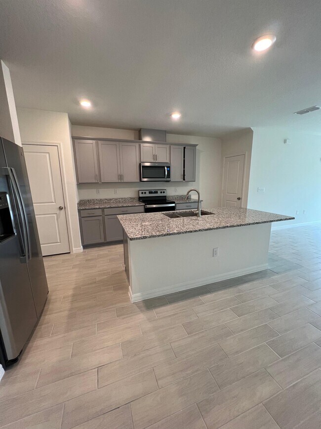 Photo - 1632 Papaya Cir.