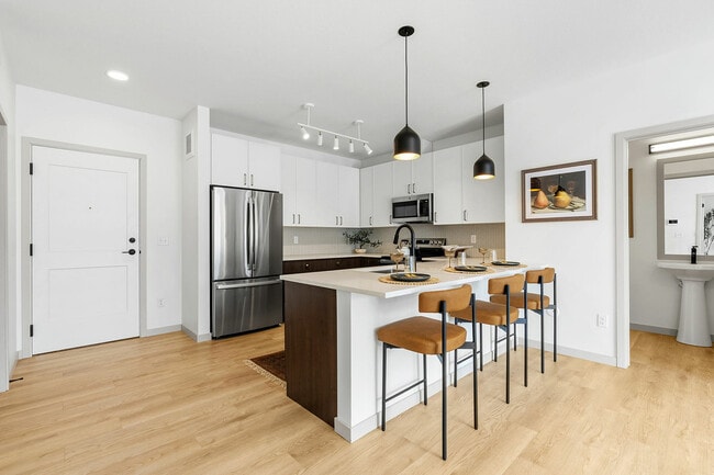 Model Unit Kitchen