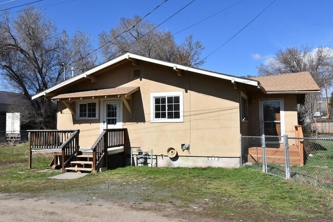 Photo - 2422 Wiard St