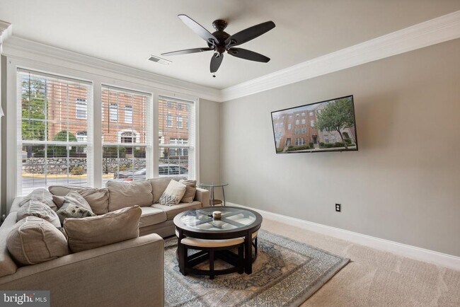 Photo - 15211 Lancashire Dr