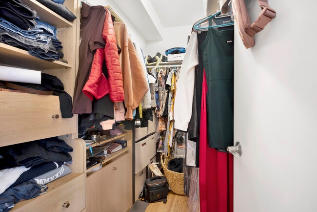 Photo - Cornelia & Racine