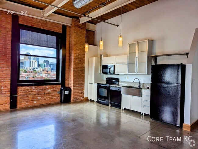 Building Photo - LARGE CORNER LOFT WITH DOWNTOWN VIEWS Unit 814