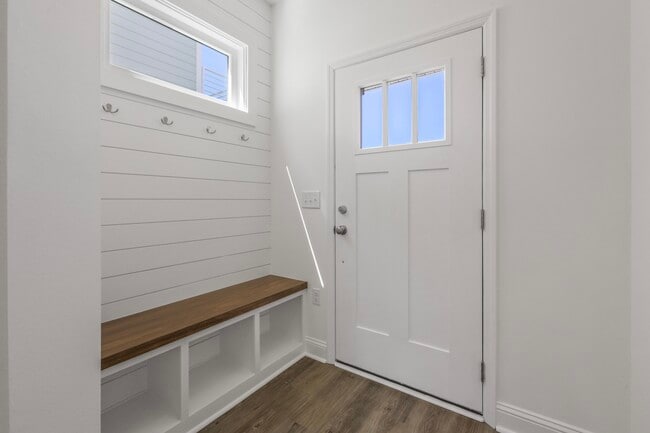 Photo - 3658 Meadow Vista Ln