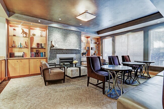 Building Photo - 3505 Sage Rd Unit 1106